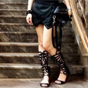 NEW Forever Gladiator Wedge Butterfly Tie Front Sandals Black Womens Sz 5.5 NIB
